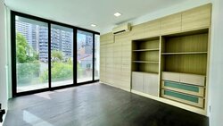 Orchard Road (D9), Terrace #455772461